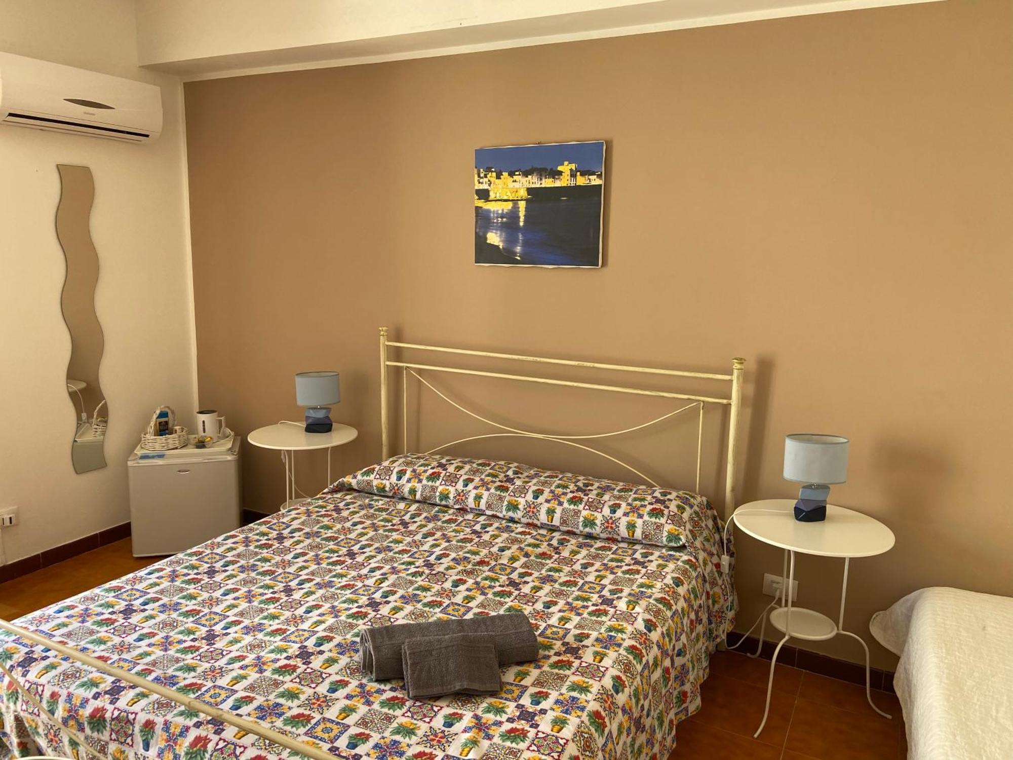 Dragonfly Rooms New Trapani Bagian luar foto